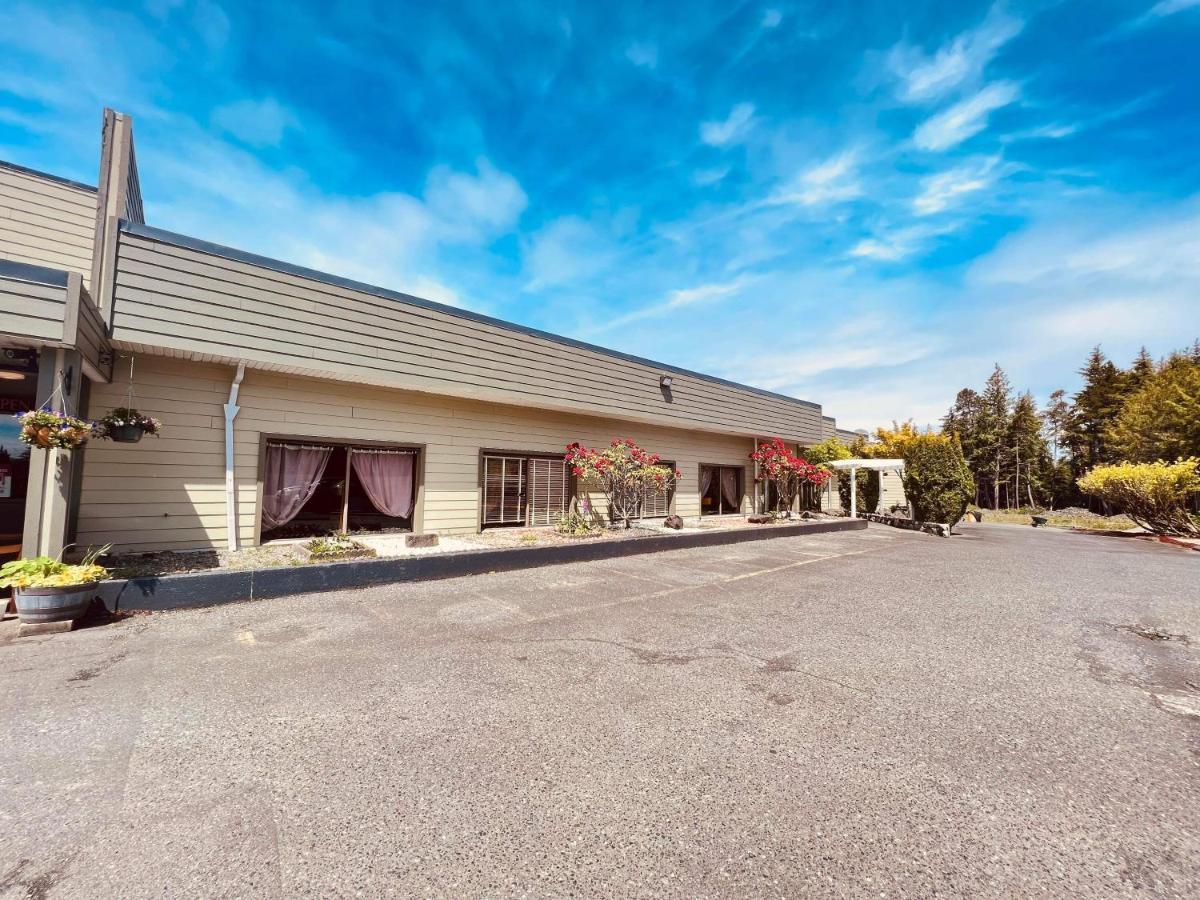 Airport Inn Port Hardy Kültér fotó